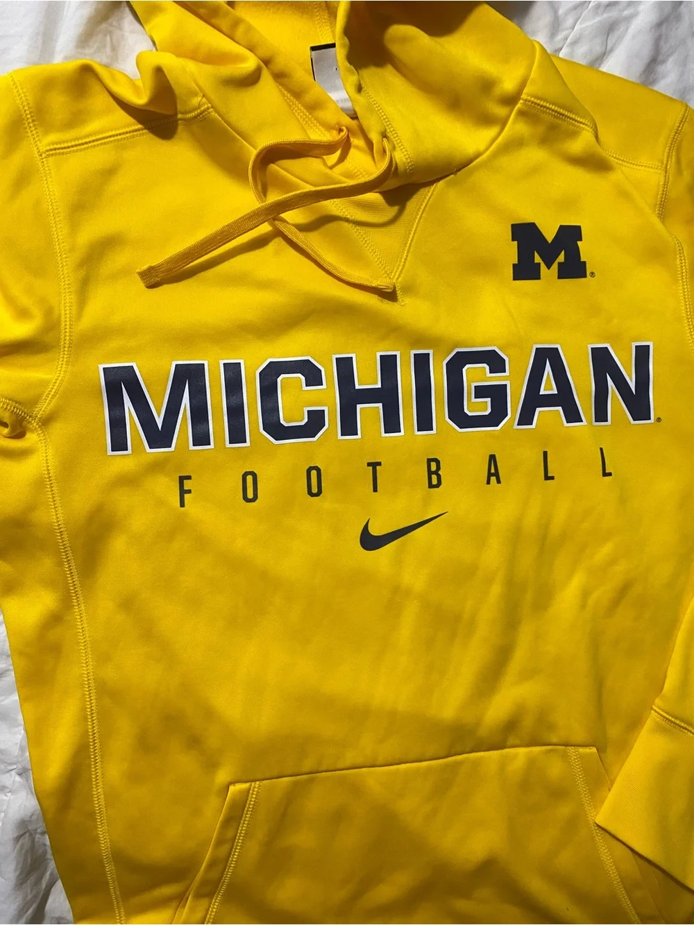 Nike ThermaFit Michigan Wolverines Football Maize Hoodie Men’s Small
